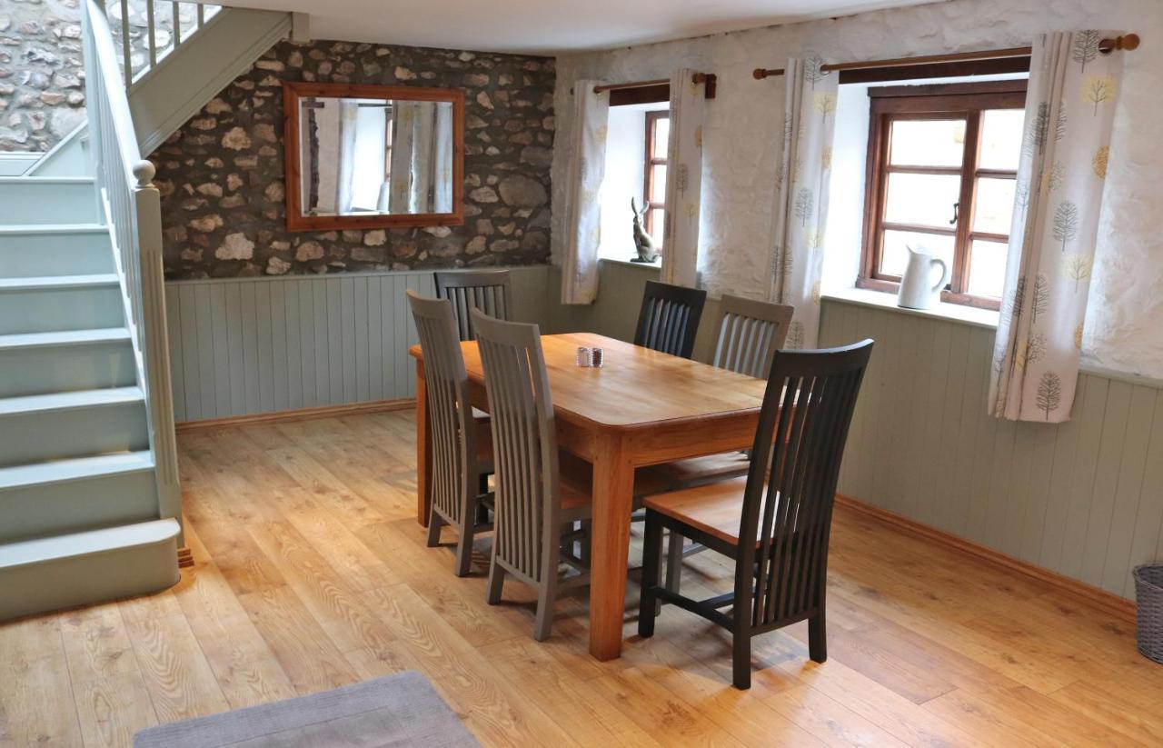 Pullman Cottage - The Culm Valley Inn Culmstock Εξωτερικό φωτογραφία